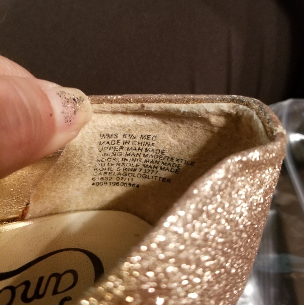 Candies Cabela Gold Glitter Platform Pump Heels - Picture 7 of 8